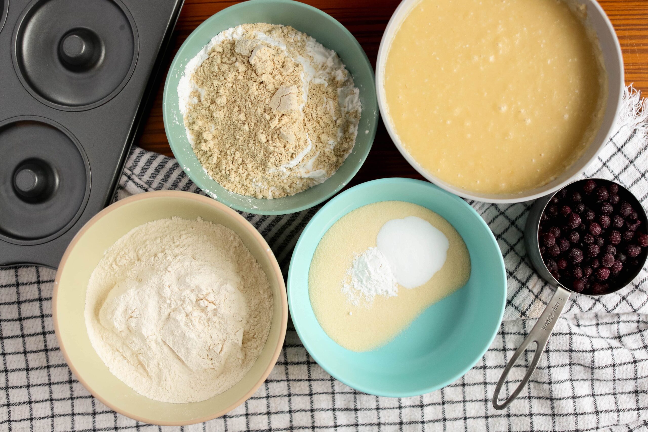 Ingredients for gluten-free donuts