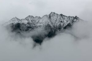 Background image—Isolated mountains in clouds